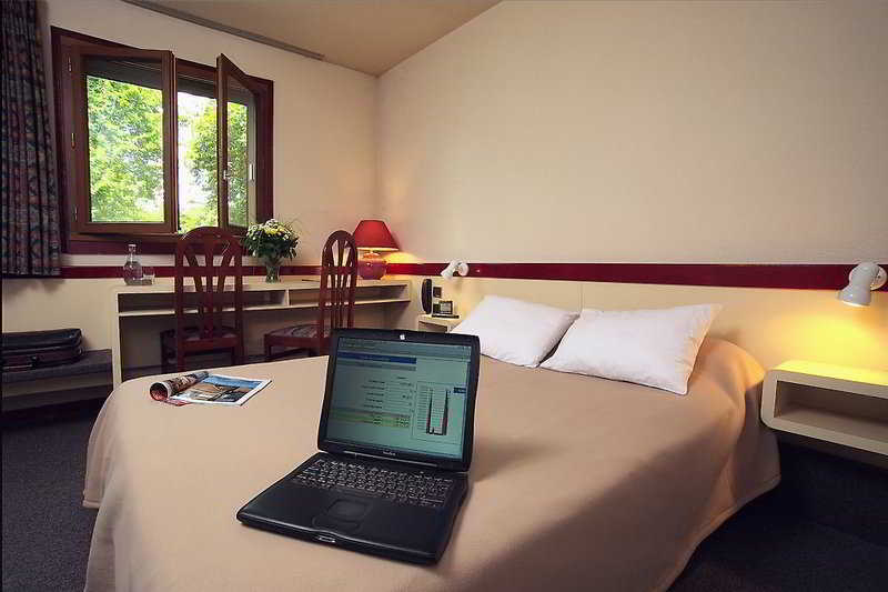 Citotel Hotel Les Alizes Эизин Экстерьер фото