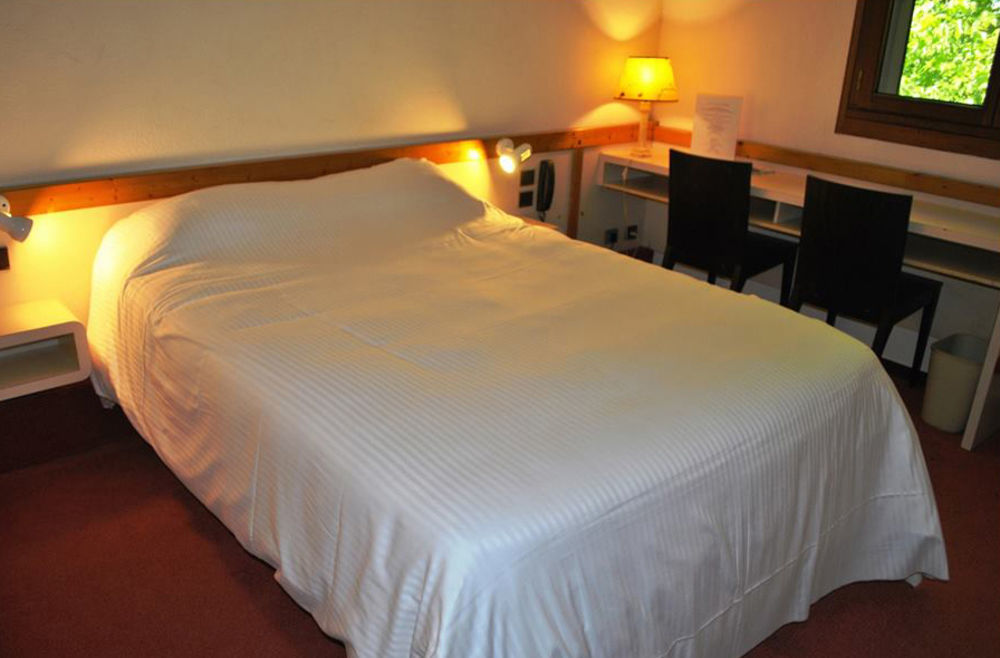 Citotel Hotel Les Alizes Эизин Экстерьер фото
